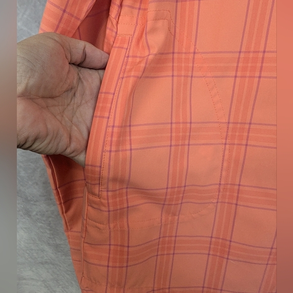 Title Nine Tuolumne Tech XS Button Down Shirt In Coral Plaid - Picture 7 of 13